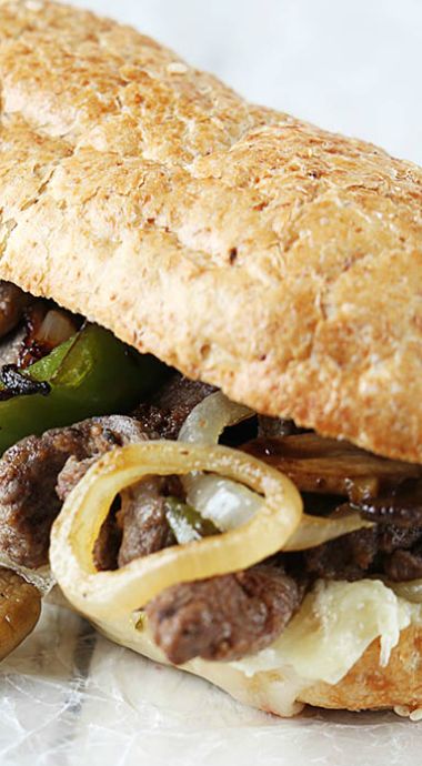 pepperjack cheesesteaks Philly Cheese Steak Sandwich Recipe, Homemade Philly Cheesesteak, Cheese Steak Sandwich Recipe, Philly Cheesesteak Recipe, Philly Cheese Steak Sandwich, Philly Cheese Steak Recipe, Steak Sandwiches, Chicken Shawarma Recipe, Cheesesteak Recipe