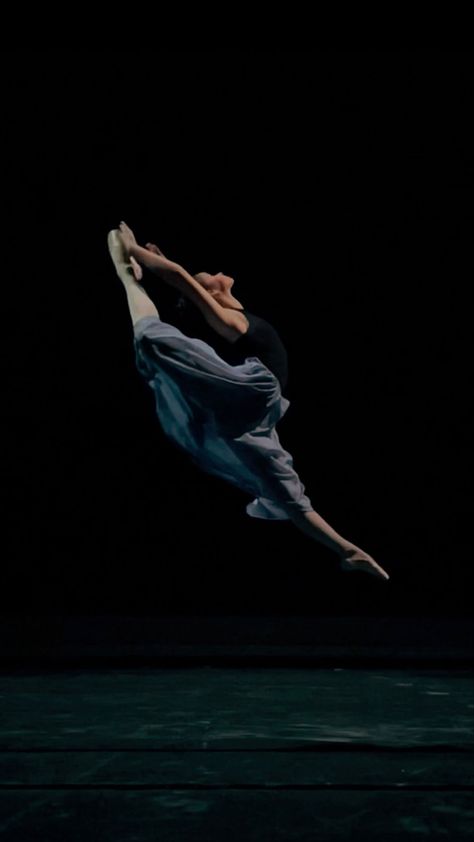 Ballet Jumps Photography, Firebird Aesthetic, Firebird Ballet, Book Planning, Ballet Jumps, Dance Jumps, Dance Aesthetic, Collection Board, Dancer Photography