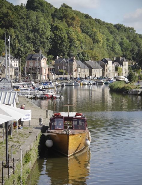 French Brittany, Brittany France, Healthy Travel, Boat Trip, Le Port, Beaux Villages, River Boat, Portugal Travel, Boat Trips