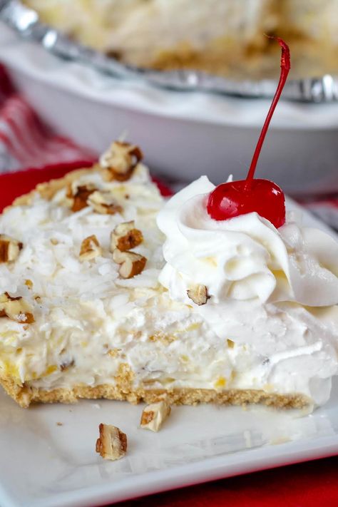 Million Dollar Pie Recipe, Million Dollar Pie, Pie With Cream Cheese, Millionaire Pie, Coconut Recipes Dessert, Recipe With Cream Cheese, Creamy Fruit Salads, Holiday Baking List, Cream Cheese Pie