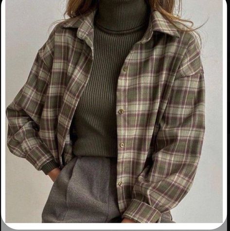 Flannel Shirt Outfits, Complex Aesthetic, Classy Vintage Outfits, Flannel Shirt Outfit, November Fashion, Dark Academia Fashion Pants, Flannel Outfits, Airbrush App, Dark Academia Fashion