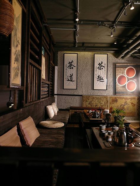 Chinese Tea House Interior, Tea Room Chinese, Chinese Tea House Design, Teahouse Design, China Tea House, Chinese Cafe Design, Tea House Interior, Chinese Tea Shop, Modern Asian Decor