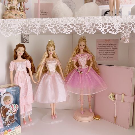 Every Barbie Doll, Coquette Barbie Doll, Clara Barbie Nutcracker, Barbie Stuff Aesthetic, Barbie Dolls Collections, Barbie Nutcracker Doll, Barbie Dolls Aesthetic, Barbie The Nutcracker, Barbie Doll Aesthetic