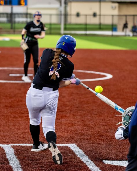 Gallery alert! The pictures from the Findlay vs Start game are up. Nice win Findlay. See them here. https://www.findlaysportsphoto.com/Softball/2024/FHS-VSB-vs-Start @findlayhs_softball #sportsphotography #sports #canonsports #canonphoto #ourppa #nwohio Softball Team Pictures, Softball Pics, Start Game, Softball Photos, Softball Stuff, Softball Cleats, Softball Quotes, Sports Outfits, Softball Pictures