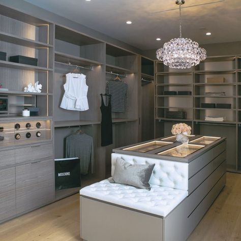 Modern Luxury Closet Designs | Schmalenbach Designs Modern Luxury Closet, Dream Dressing Room, Master Closet Design, Closet Island, Interior Boho, Dressing Room Closet, Dream Closet Design, Closet Design Layout, Walk In Closet Design