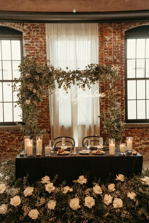 modern industrial all black elegant timeless wedding aesthetic greenery brick wedding color scheme Industrial Vintage Wedding, Urban Industrial Wedding, Industrial Wedding Backdrop, Black Industrial Wedding Decor, Urban Industrial Wedding Decor, Modern Industrial Wedding Decor, Wedding Table Layouts Floor Plans, Modern Industrial Wedding Decor Ceremony Backdrop, Modern Industrial Wedding Ceremony