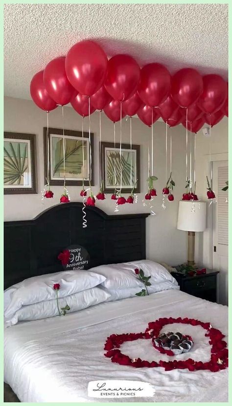 Wedding Night Room Decorations, Romantic Room Surprise, Romantic Dinner Decoration, Romantic Valentines Day Ideas, Surprise Birthday Decorations, Romantic Room Decoration, Wedding Room Decorations, Brides Room, Birthday Room Decorations