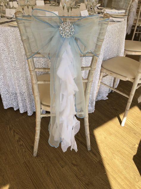 Blue Theme Quinceanera Ideas, Quince Theme Ideas Blue, Sky Blue Quinceanera Decorations, Light Blue Quince Ideas, Light Blue And Silver Quinceanera Ideas, Light Blue And Gold Sweet 16, Light Blue 15 Decorations, Quince Light Blue Theme, Blue And White Quinceanera Decorations