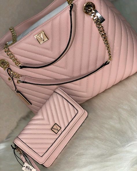 Victoria Secret Purse Aesthetic, Victoria Secret Handbag, Victoria’s Secret Bag, Victoria Secret Purse, Vs Bag, Victoria Secret Bag, Pink Lifestyle, Luxury Bags Collection, Victoria Secret Pink Bags