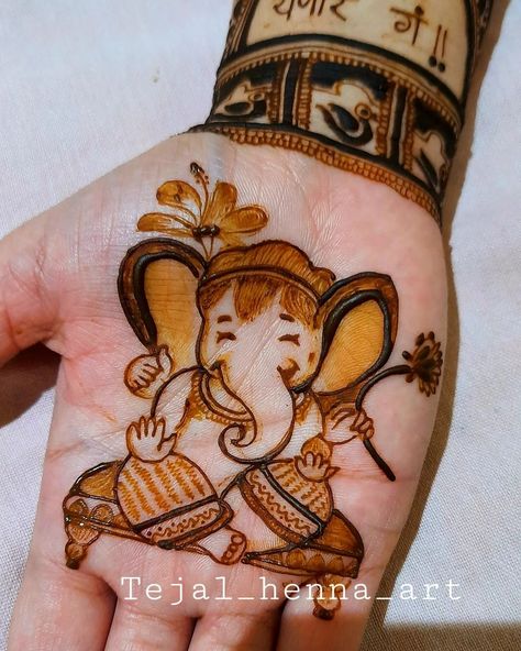 Mehendi Designs For Kids, Baby Mehndi Design, Palm Mehndi Design, God Idols, Mehndi Designs Bridal Hands, Mehndi Designs For Kids, Mehndi Design Pictures, Simple Mehndi Designs Fingers, Very Simple Mehndi Designs