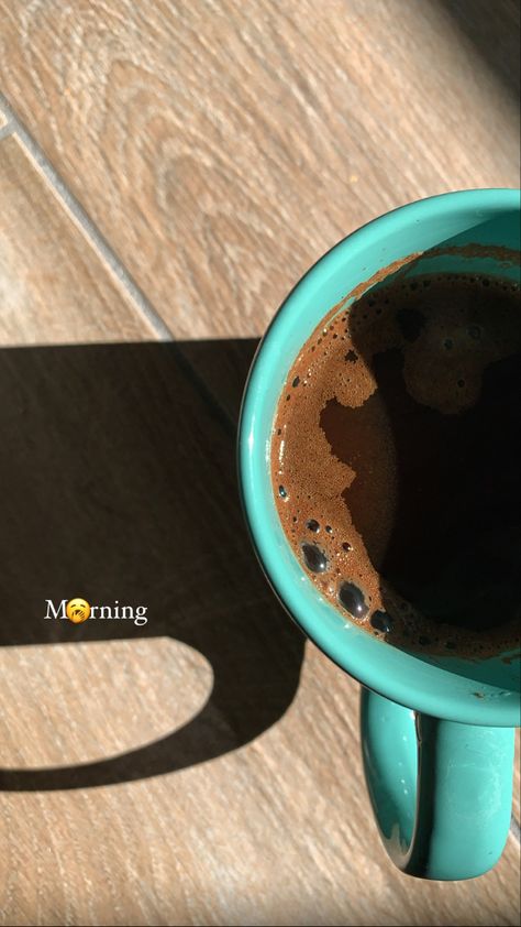 Morning| coffee| aesthetic| summer| early morning| insta story idea Coffe Morning Snap, Fale Insta Story, Morning Coffee Instagram Story Ideas, Snapchat Morning Stories, Morning Coffee Snapchat Stories, Morning Pics Photography, Fake Morning Breakfast Snap, Coffe Morning Story Instagram, Early Morning Beach Aesthetic