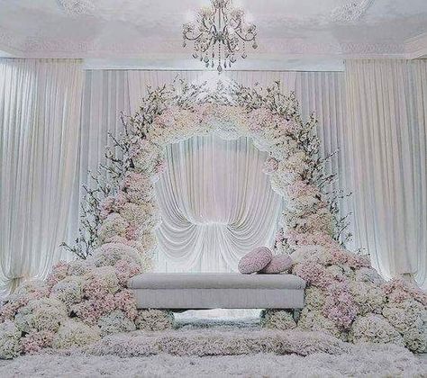 Space Ethereal, Wedding Dais, Pelamin Nikah, Romantic Bedroom Design, Nikah Decor, Wedding Setup, Ballroom Reception, Majlis Perkahwinan, Wedding Stage Backdrop