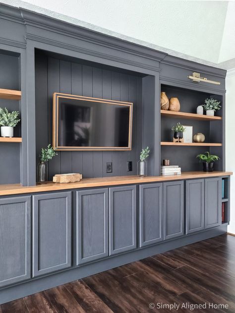 Built In Shelves Living Room With Tv Diy, Tv Built In Wall Unit, Diy Built In Entertainment Center, Built Ins With Tv, Tv Center, Tv Built In, Built In Entertainment Center, Office Built Ins, Серая Кухня