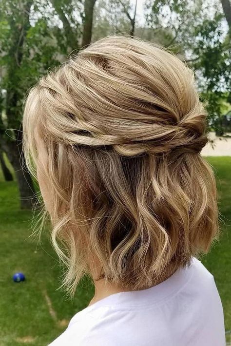 Wedding Hair Half, Hair Half Up, Wedding Hairstyles Half Up Half Down, Bridesmaid Hair Short, Peinados Fáciles Para Cabello Corto, Short Wedding Hair, Wedding Hair Down, Penteado Cabelo Curto, Short Hair Updo