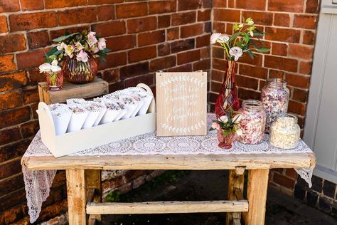 Beautiful Wedding Decor + Detail with The Wedding Of My Dreams | Love My Dress® UK Wedding Blog. Photography by Daffodil Waves Wedding Display Ideas, Confetti Display, Display Table Ideas, Wedding Photo Display Ideas, Wedding Cake Display Table, Cake Display Table, Wedding Photo Display, Wedding Cake Display, Confetti Cones