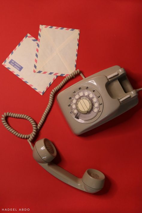 Landline Phone Aesthetic Photoshoot, Vintage Telephone Photoshoot, Telephone Aesthetic Retro, Old Phone Photoshoot, Old Telephone Aesthetic, Vintage Phone Photoshoot, Vintage Telephone Aesthetic, Vintage Phone Aesthetic, Telephone Photoshoot