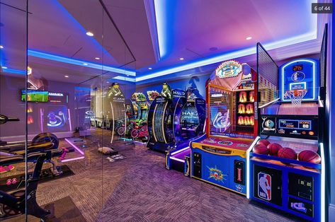 Arcade Room, Home Cinema Room, Game Room Basement, Dream Life House, Arcade Game Room, Dream Mansion, House Games, Mansion Interior, Dream House Rooms