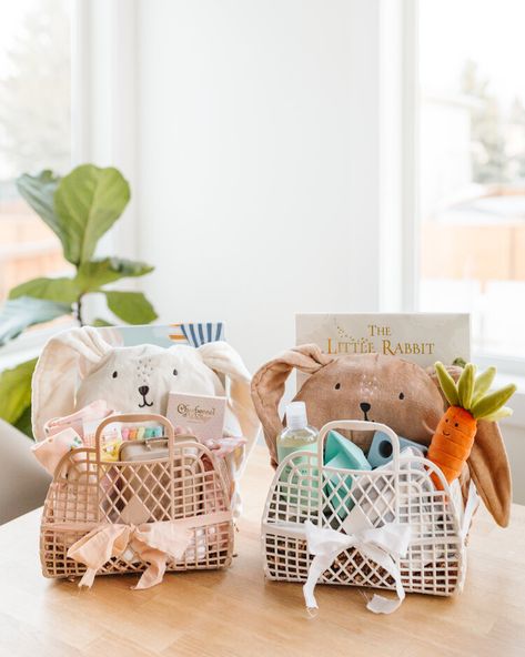 Modern Easter Basket, Emelbe Design, Hm Kids, Toddler Boy Easter, Creative Easter Baskets, Gift Box Ideas, Easter Gift Boxes, Modern Easter, Everything I Am