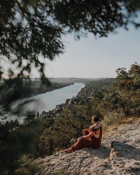 hannah rheaume on Instagram: “blinded by your grace 🌞 . mt. bonnell is the sunset spots of sunset spots in austin. it’s only a 5 minute walk from the car park and you’ve…” Car Parking, Natural Landmarks, Travel, Instagram