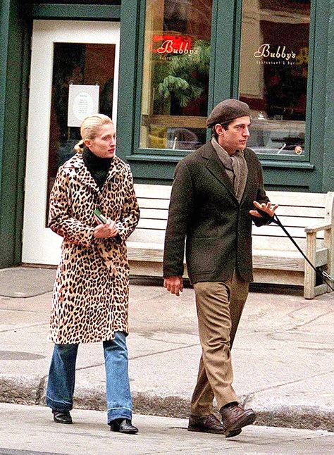 Dedicated to the Late Carolyn Bessette Kennedy Five Jeans, Carolyn Bessette, Jfk Jr, Leopard Coat, Quoi Porter, Amal Clooney, Womens Turtleneck, Look Chic, New Yorker