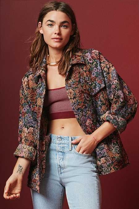 Floral Jacket Outfit, Floral Embroidery Dress, Mum Fashion, Floral Blazer, Womens Fashion Inspiration, Floral Jacket, Floral Jacquard, Fashion Attire, Denim Jacket Women