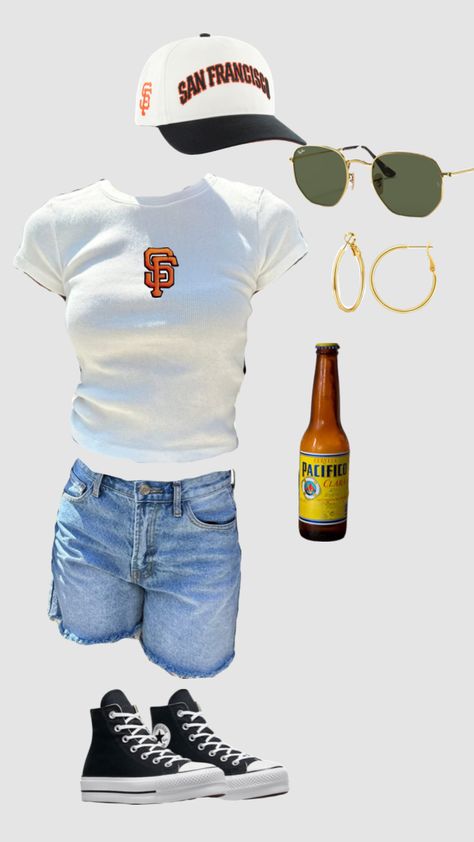 Giants game outfit #giantsgame #sfgiants #baseball #baseballgame #baseballgameoufit #ootd Sf Giants Game Outfit, Giants Baseball Game Outfit, Giants Game Outfit, Sf Giants Outfit, Baseball Game Outfit, Sf Giants Baseball, Giant Games, Game Outfit, Giants Baseball