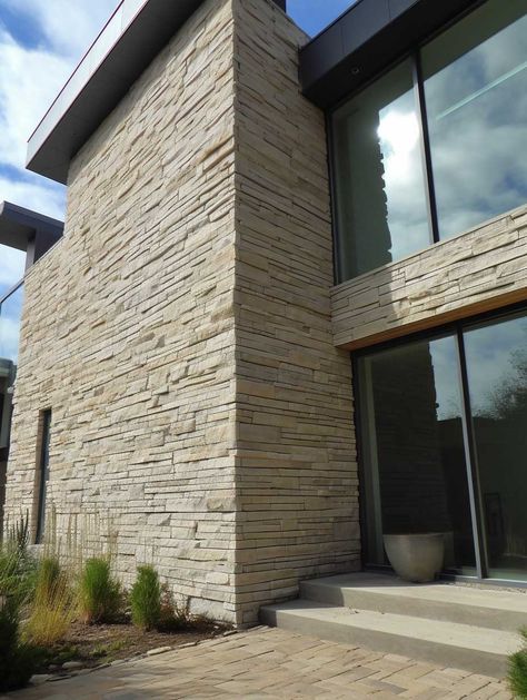 Exterior Stone Wall Cladding, Exterior Natural Stone, Stone Cladding Exterior, Cladding Ideas, Cladding Exterior, Natural Stone Cladding, Cladding Design, Stone Wall Cladding, Rock House