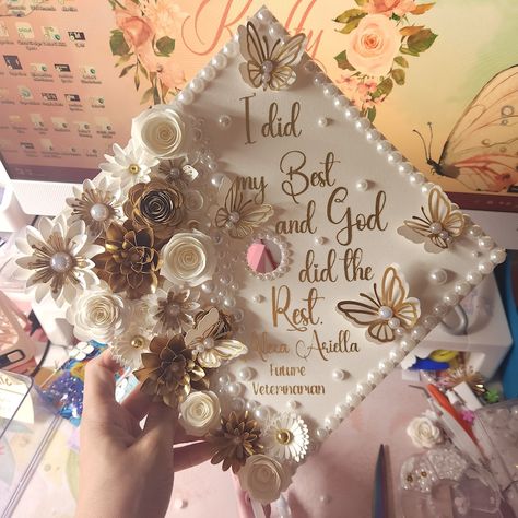 Flower Graduation Cap Topper/ Flower Graduation Cap/ Glitter Graduation Cap/ I Did My Best God Did the Rest/ Butterflies/ Pearl/ White Gold - Etsy Butterfly Grad Cap Ideas, Christian Cap Decoration Graduation, Lpn Graduation Cap Ideas, Christian Cap Decoration, God Graduation Cap Ideas, Decorating Cap For Graduation, Cap For Graduation Ideas, Graduation Cap Designs Christian, Lpn Graduation Cap