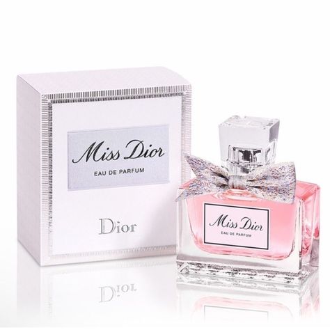 Authentic , New In Box Travel Size. Miss Dior Mini Perfume, Mini Dior Perfume, Mini Miss Dior, Random Wishlist, Dior So Real Sunglasses, Mini Parfum, Perfume Dior, Accessories Dior, Christian Dior Perfume