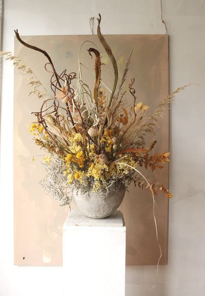 Flower Arrangements Home, Large Arrangement, Flower Shop Decor, Flower Arrangement Designs, Floral Business, Florist Design, Fall Flower Arrangements, Dried Flower Wreaths, Flower Vase Arrangements