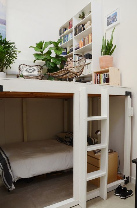 Bedroom with lofted hangout space above. Reverse Loft Bed, Loft Desk, Loft Bedroom Ideas, Ideas For Small Homes, Hangout Space, Små Rum Lidt Plads, Loft Bed Plans, Loft Bedroom, Deco Studio