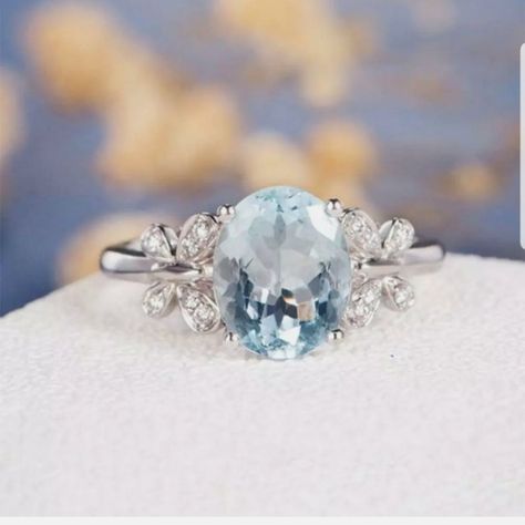 Fashion Brilliant Simulated Sky Blue Cubic Zircon Stone Female Jewelry Ring Description: Material: Alloy Size: 5, 6, 7, 8, 9, 10 Quincenera Necklaces, Girly Rings, Butterfly Engagement Ring, Butterfly Princess, Engagement Ring Oval Cut, Gold Ring Diamond, Engagement Ring Oval, Diamond Butterfly, Princess Ring