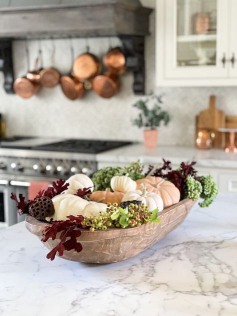 Style A Dough Bowl, Pantry Designs, Sanctuary Home Decor, Kitchen Sanctuary, Christmas Vignette, Sanctuary Home, Bowl Decor, Beautiful Bedrooms Master, Winter Centerpieces