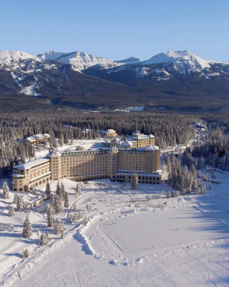 The Fairmont experience feels like something straight out of a winter fairytale. ✨️❄️⁠ ⁠ 📍Fairmont Banff Springs⁠ 📍Fairmont Chateau Whistler⁠ 📍Fairmont Chateau Lake Louise⁠ 📷: Fairmont Hotels & Resorts ⁠ #banffsprings #adventurehere #thisiscanada #lakelouise #whistler #skimaxholidays #explorepage #skiing #ski #skimax #snowboarding #snow #wintervibes #travel #trips #winter #powder #snowboarder #travelgram #lifestyle #whistlerbc #banff Fairmont Lake Louise, Lake Louise Winter, Fairmont Chateau Whistler, Fairmont Chateau Lake Louise, Fairmont Banff Springs, Fairmont Banff, Chateau Lake Louise, Canada Photography, Lake Louise