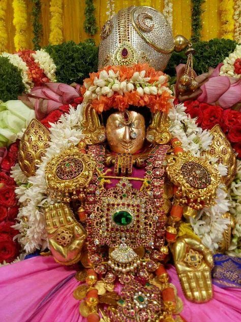 Padmavathi Travels in Chennai,, We provides best one day tour package from chennai to tirupati by A/C car like Etios/Desire, Innova/Innova Crysta, Tavera, TempoTraveller. Mahalakshmi Goddesses, One Day Book, Tantra Art, Lord Jagannath, Divine Goddess, Lord Balaji, Hanuman Images, Lakshmi Images, Planets Wallpaper