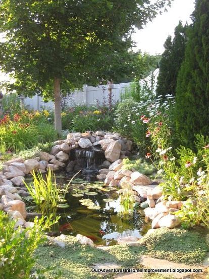 What looks like a limitation is actually a blessing in disguise! Sloped Yard Ideas, Sloped Backyard Ideas, Fun Floral Arrangements, Waterfall Pond, Sloped Backyard Landscaping, Landscaping A Slope, Easy Patio, Sloped Yard, Sloped Backyard