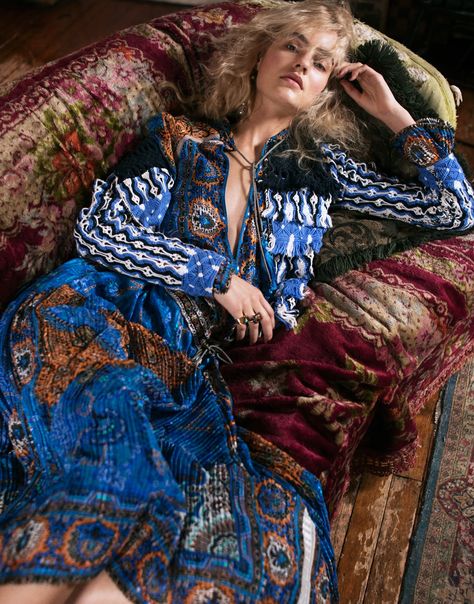 Smile: Maartje Verhoef in The Edit Magazine April 27th, 2017 by Sebastian Kim Sebastian Kim, Etro Dress, Bohemian Diesel, Mode Hippie, Campaign Fashion, Vogue Germany, Spring Trends, Fashion Editorial, Uk Fashion