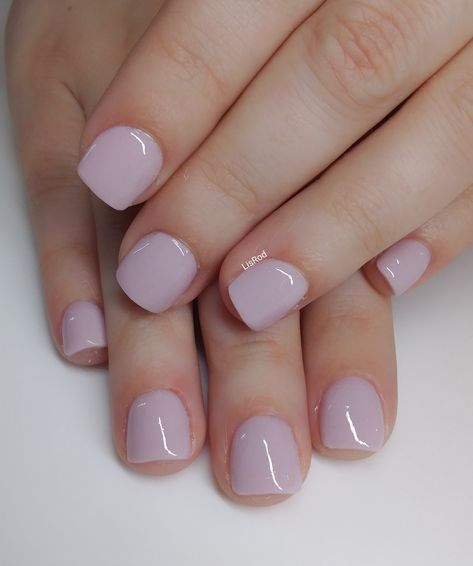 Powder Dip Manicure Ideas, Short Dip Powder Nails, Dip Nail Colors, Natural Nails Manicure, Disney Acrylic Nails, Fun Nail Colors, Powder Manicure, Simple Gel Nails, Cute Acrylic Nail Designs