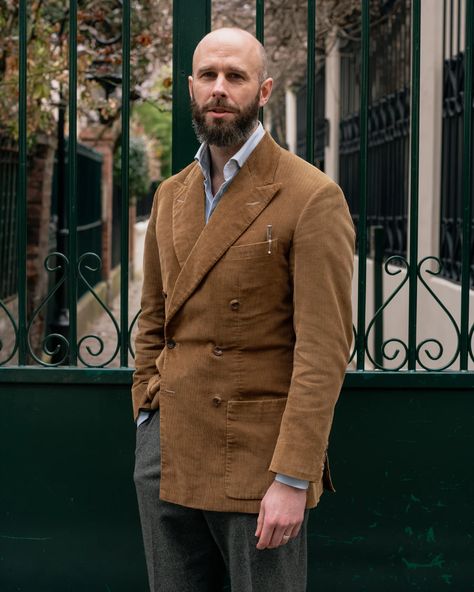 A story in suits: My history with Anderson & Sheppard – Permanent Style Ralph Lauren Ads, Anderson Sheppard, Charcoal Suit, Cord Trousers, Green Flannel, Bespoke Fashion, Outfit Grid, Bespoke Tailoring, Savile Row