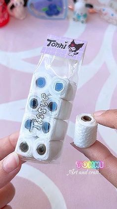 Mini Paper Crafts, Kawaii Paper Crafts, Make Tissue Paper Flowers, Craft For Beginners, Rolled Paper Flowers, Candle Crafts Diy, Diy Barbie Furniture, Kawaii Diy, Easy Paper Crafts Diy