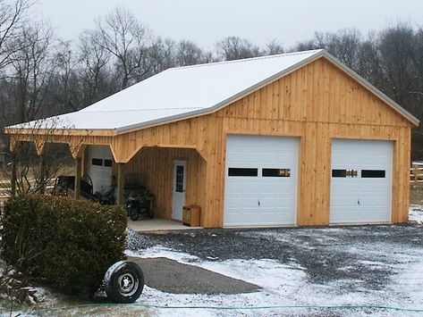 28'x36' Wooden Pole Building 28x36 Garage Plans, Pole Building Plans, 30x40 Pole Barn Garage, Tractor Garage, Pole Garage, Pole Building Garage, Pole Barn Builders, Detached Garage Designs, Built Jeep