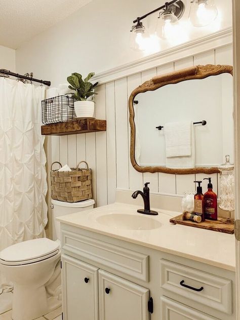 If you love farmhouse decor and are on a budget, check out the before and after photos of this bathroom renovation. So if you love Joanna Gaines you'll love this bathroom refresh idea. #diy #bathroom #farmhouse Farmhouse Bathroom Design, Old Bathrooms, Farmhouse Bathroom Decor Ideas, Old Bathroom, Cottage Bathroom, Small Bathroom Ideas On A Budget, Bathroom Design Inspiration, Bathroom Photos, Guest Bathrooms