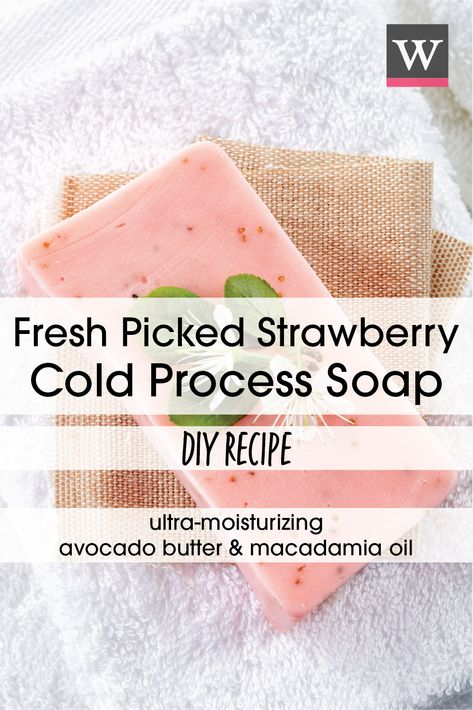 Strawberry Soap, Cold Pressed Soap, Goat Recipes, Easy Soap Recipes, Diy Soap Recipe, Diy Soaps, Handmade Soap Recipes, Wholesale Soap, Avocado Butter