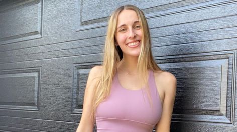 Kim Migneault fix , Kim Migneault - Biography, Profile, Facts and Career , Kim Migneault is a TikTok star who publishes humorous skits based on her experiences. In January of 2022, one of her TikToks went viral. Ldr Relationship, Bio Facts, Tiktok Star, Youtube Stars, Royalty Free Music, Funny Short Videos, Net Worth, Eye Color, Career