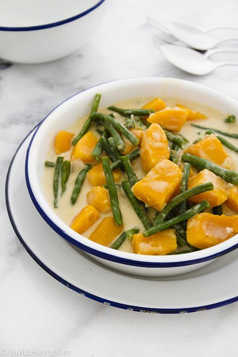 Ginataang Kalabasa at Sitaw (Butternut Squash and Yard Long Beans in Coconut Milk) Ginataang Kalabasa At Sitaw, Ginataang Kalabasa, Yard Long Beans, Philippine Cuisine, Philippines Recipes, Long Beans, Filipino Foods, Philippines Food, Filipino Dishes