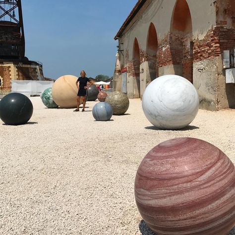 Alicja Kwade, Roman Antique, Marble Sphere, Planets Art, In Addition, Cross Border, Border Design, Astronomy, Rome