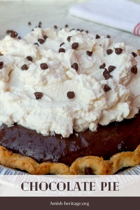 Amish Chocolate Cream Pie Recipe Amish Chocolate Pie, Amish Fry Pies Recipe, Amish Meals, Traditional Apple Pie Recipe, Peanut Butter Cream Pie, Easy Chocolate Pudding, Amish Food, Chocolate Pie Recipe, Chocolate Cream Pie Recipe