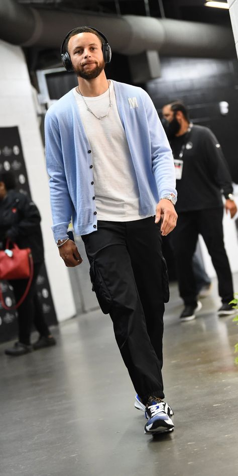 Ade Dehye Nba Pregame Outfits, Stephen Curry Outfit, Black Men Casual Style, League Fits, Basketball Outfit, Seth Curry, Basketball Life, Black Designers, Stephen Curry Basketball