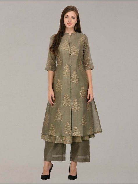 Front Open Kurti Designs, डिजाइनर कपड़े, Silk Kurti Designs, Pakistani Kurta, Indian Designer Suits, Simple Kurti Designs, Salwar Designs, Kurti Designs Latest, Long Kurti Designs