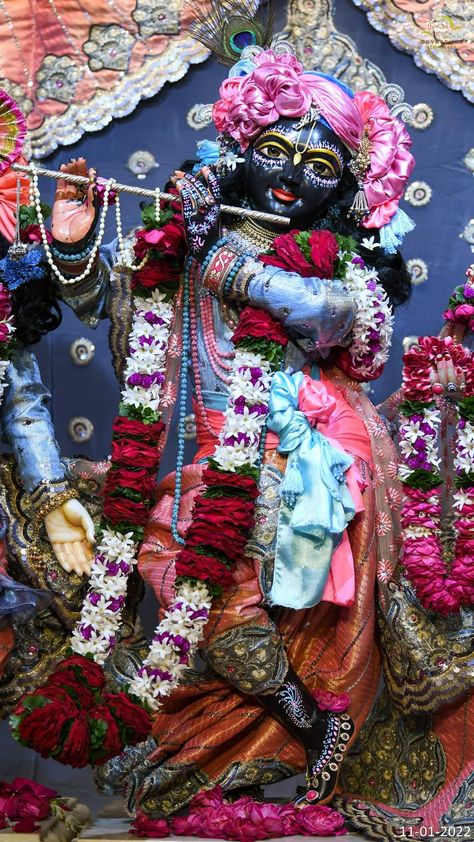 Kahna Ji Pics Aesthetic, Kahna Ji Pics, Radhe Krishna Photo, Radhakrishna Aesthetic, Bihari Ji, Hindu Statues Goddesses, Big Cats Photography, Ram Image, Krishna Bhagwan